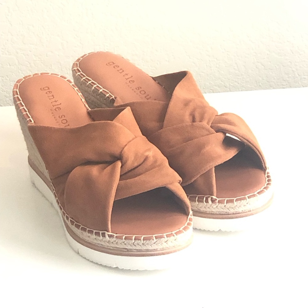 Gentle Souls by Kenneth Cole Elyssa Braid Platform Wedge Size 9 - free shipping